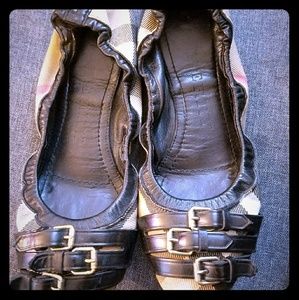 Burberry flats